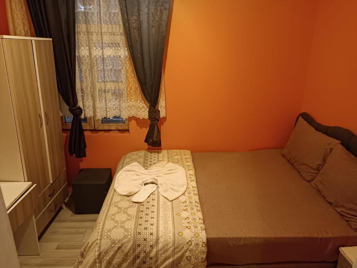 Taksim Apart 2 Hotel อิสตันบูล ภายนอก รูปภาพ
